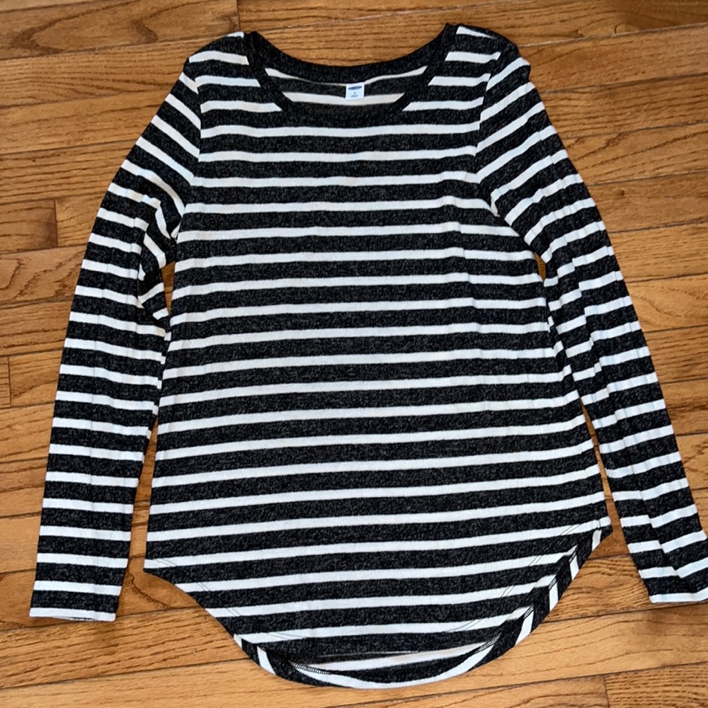 Old Navy long sleeve